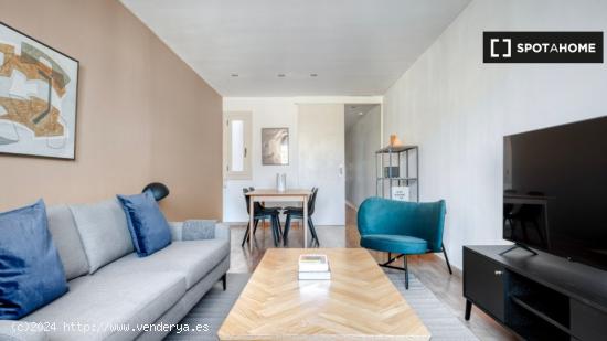 Apartamento de 3 dormitorios en alquiler en Barcelona - BARCELONA