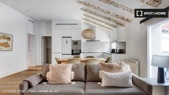 Apartamento de 3 dormitorios en alquiler en Salamanca - MADRID