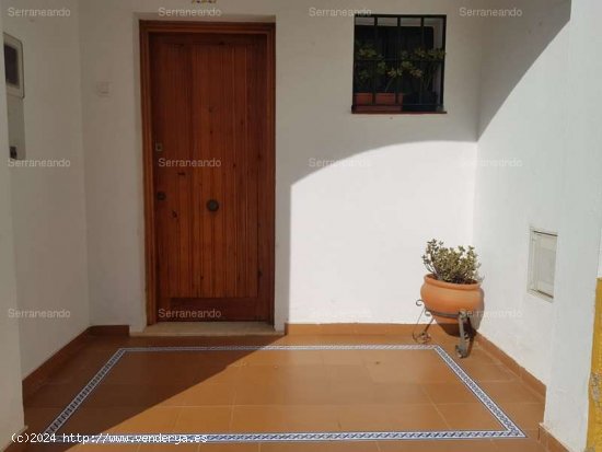 CASA ADOSADA EN VENTA EN GALAROZA (HUELVA) ESPAÑA. - Galaroza