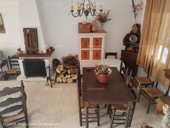 CASA ADOSADA EN VENTA EN GALAROZA (HUELVA) ESPAÑA. - Galaroza