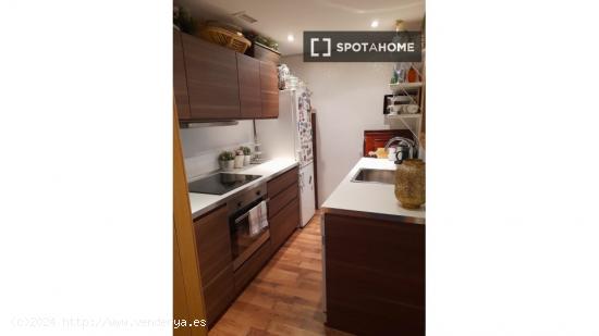 Apartamento de un dormitorio en alquiler en Almagro - MADRID