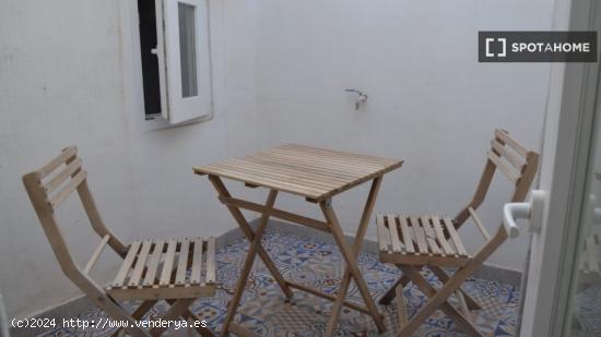 Apartamento de 1 dormitorio en alquiler en Centro - BALEARES