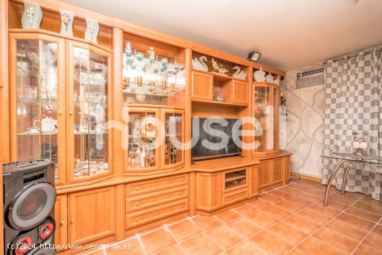 Chalet en venta de 284 m² Calle de la Campana, 47170 Renedo de Esgueva (Valladolid)