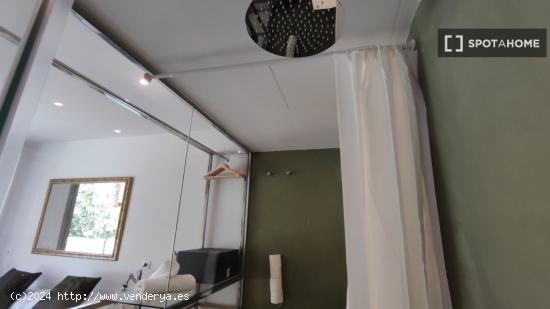 Apartamento entero de 1 dormitorio en Barcelona - BARCELONA