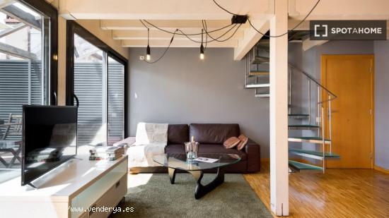 Apartamento entero de 2 dormitorios en Barcelona. - BARCELONA