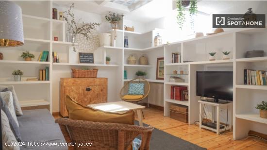 Apartamento de 3 dormitorios en alquiler en Lavapiés - MADRID