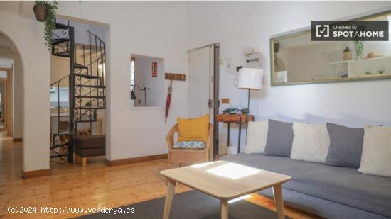 Apartamento de 3 dormitorios en alquiler en Lavapiés - MADRID