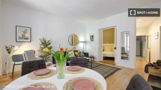 Apartamento de 2 dormitorios en alquiler en Malasaña, Madrid - MADRID