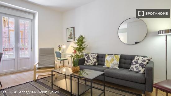 Apartamento de 2 dormitorios en alquiler en Malasaña, Madrid - MADRID