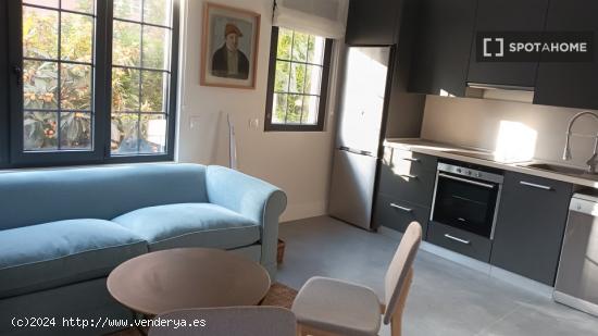 Apartamento de 1 dormitorio en alquiler en Madrid - MADRID