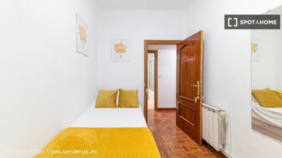 Habitación en piso compartido en madrid. - MADRID