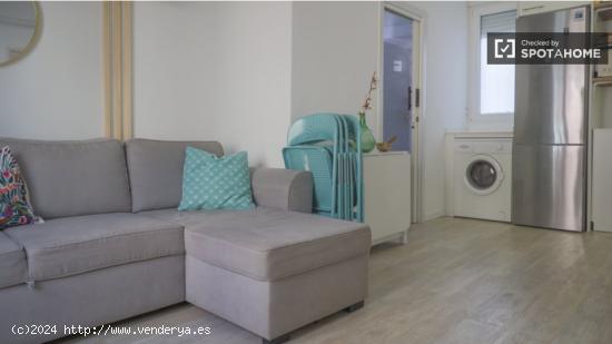 Apartamento de 2 dormitorios en alquiler en Madrid - MADRID