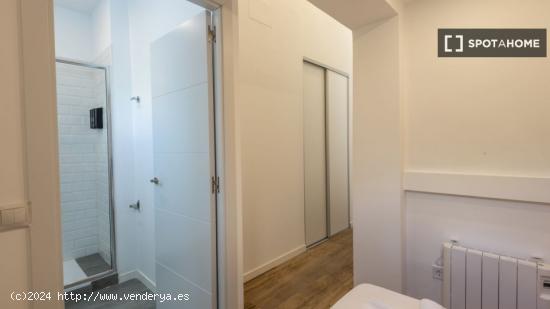 Se alquila apartamento de 1 habitación en Vista Alegre - MADRID