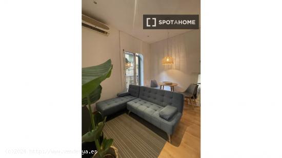 Apartamento de 2 dormitorios en alquiler en El Raval - BARCELONA