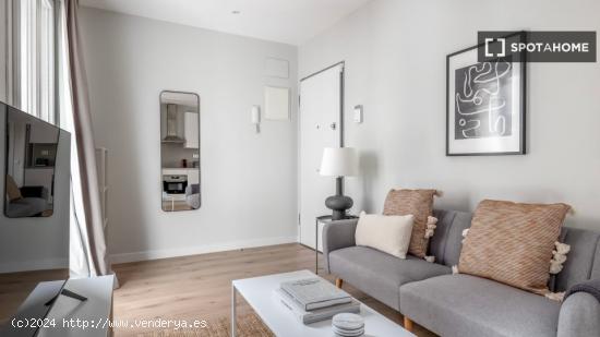 Apartamento de 2 dormitorios en Cuatro Caminos - MADRID