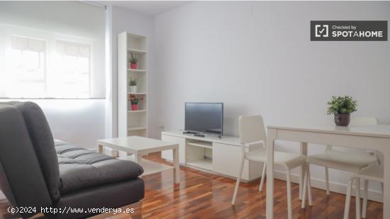 Apartamento de 2 dormitorios en alquiler en Bellas Vistas - MADRID