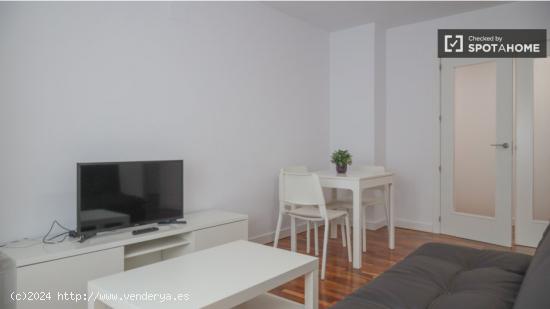 Apartamento de 2 dormitorios en alquiler en Bellas Vistas - MADRID