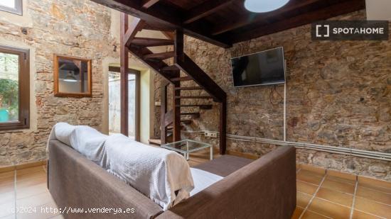 Apartamento entero de 2 dormitorios en Barcelona. - BARCELONA