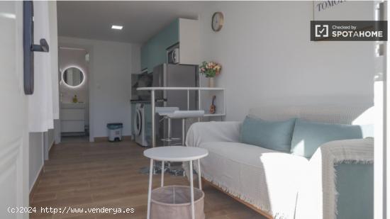 Piso de 1 dormitorio en alquiler en Cuatro Caminos, Madrid - MADRID