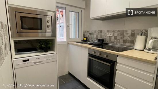 Apartamento de 3 dormitorios en alquiler en Tetuán - MADRID