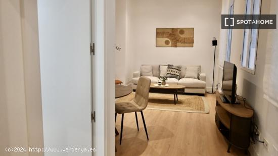 Apartamento de 2 dormitorios en alquiler en Madrid - MADRID