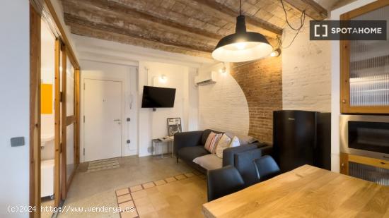 Apartamento entero de 2 dormitorios en Barcelona. - BARCELONA