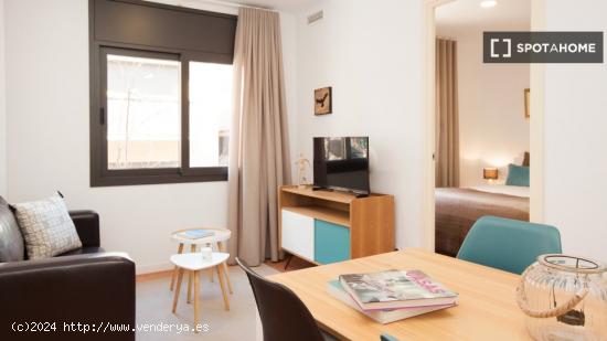 Todo el apartamento de 3 dormitorios en L'Hospitalet de Llobregat. - BARCELONA