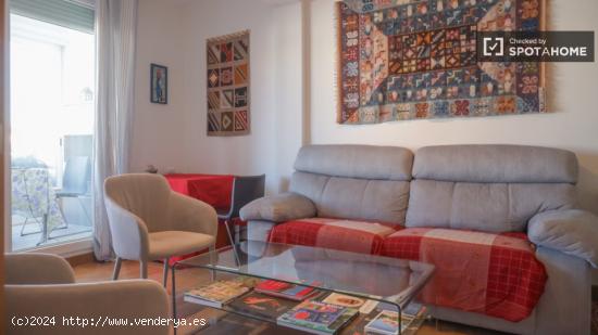 Apartamento de 2 dormitorios en alquiler en Pacífico - MADRID