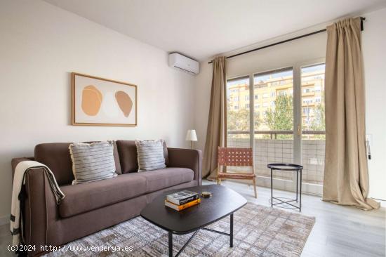  Apartamento de 3 dormitorios en alquiler en Barcelona - BARCELONA 