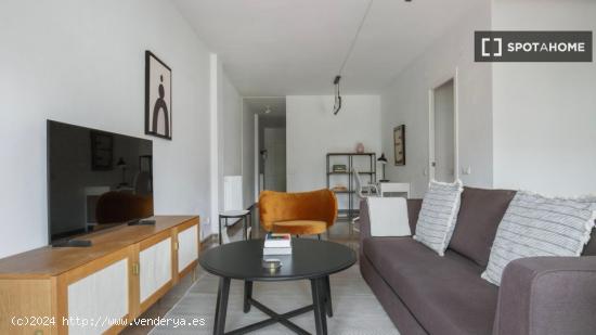 Apartamento de 3 dormitorios en alquiler en Barcelona - BARCELONA