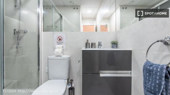 Apartamento de 3 dormitorios en alquiler en La Latina, Madrid - MADRID