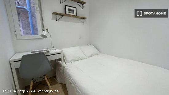 Se alquila habitación en un Coliving en Tetuán - MADRID