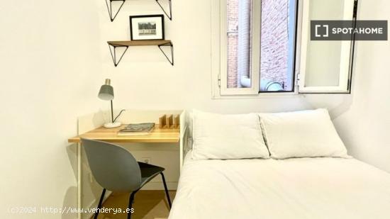 Se alquila habitación en un Coliving en Tetuán - MADRID