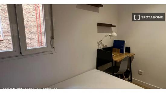 Se alquila habitación en un Coliving en Tetuán - MADRID