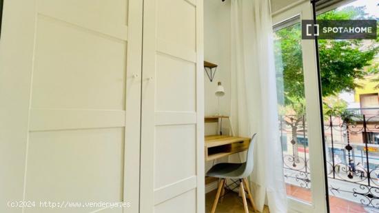 Habitación con balcón en alquiler en Coliving en Tetuán - MADRID