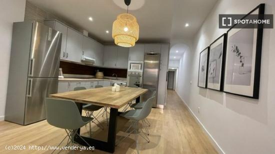 Se alquila habitación en un Coliving en Tetuán - MADRID