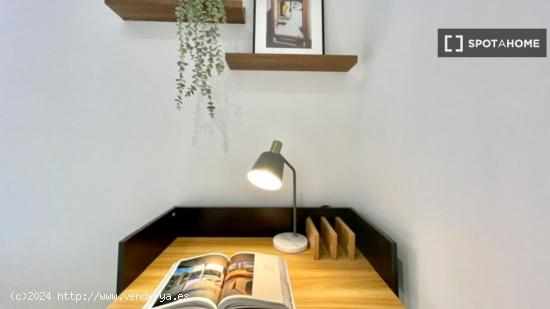 Se alquila habitación en un Coliving en Tetuán - MADRID