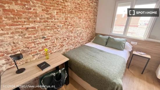 Se alquila habitación en un Coliving en Vallecas - MADRID