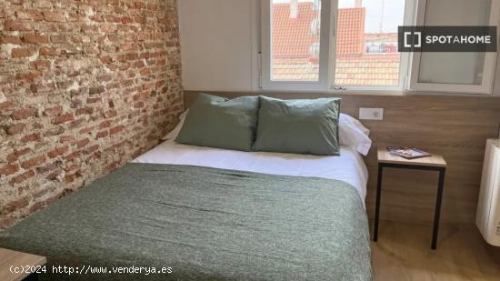 Se alquila habitación en un Coliving en Vallecas - MADRID