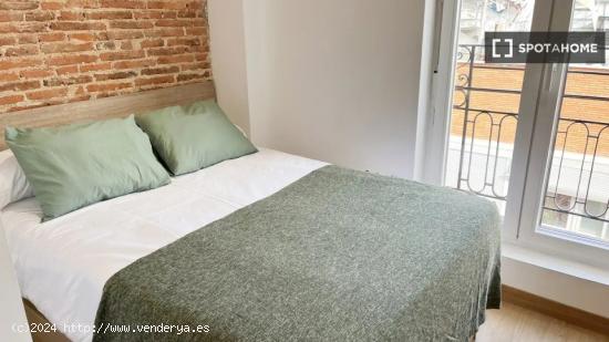 Se alquila habitación en un Coliving en Vallecas - MADRID