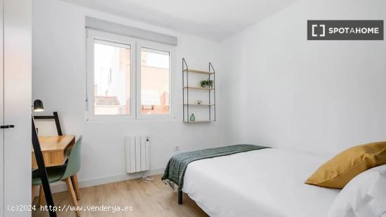 Se alquila habitación en un Coliving en Puerta Del Ángel - MADRID