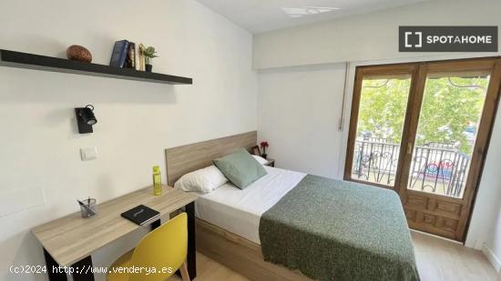 Se alquila habitación en un Coliving en Carabanchel - MADRID