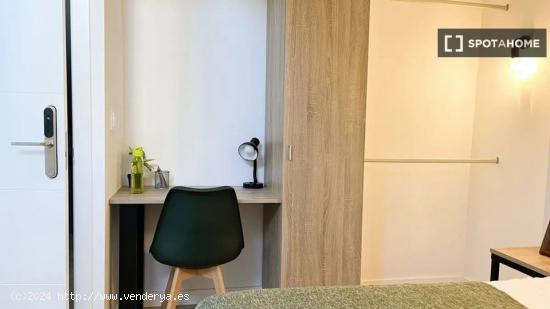 Se alquila habitación en un Coliving en Carabanchel - MADRID