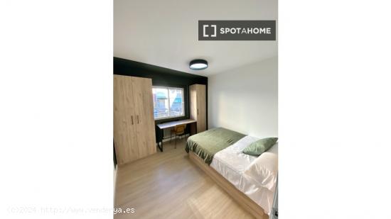 Se alquila habitación en un Coliving en Carabanchel - MADRID