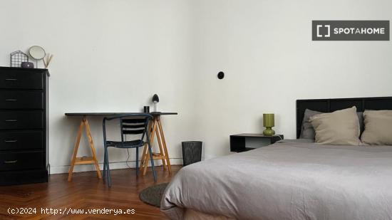 Habitación en piso compartido en madrid. - MADRID