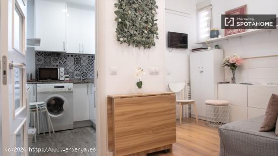 Piso en alquiler de 1 dormitorio en Arganzuela - MADRID