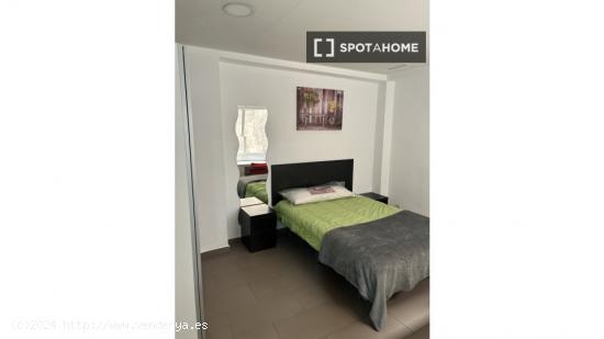 Habitación en piso compartido en Alacant - ALICANTE