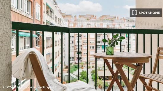 Piso de 3 habitaciones en alquiler en L'Eixample - BARCELONA