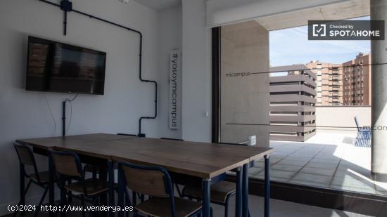 Se alquila habitación en residencia de estudiantes en Madrid - MADRID