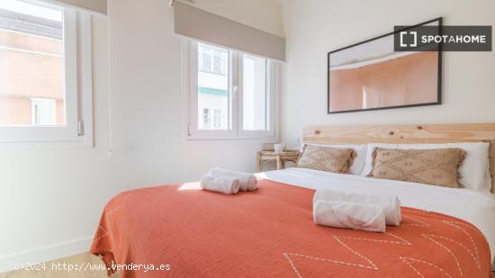 Apartamento de 2 dormitorios en alquiler en Madrid - MADRID